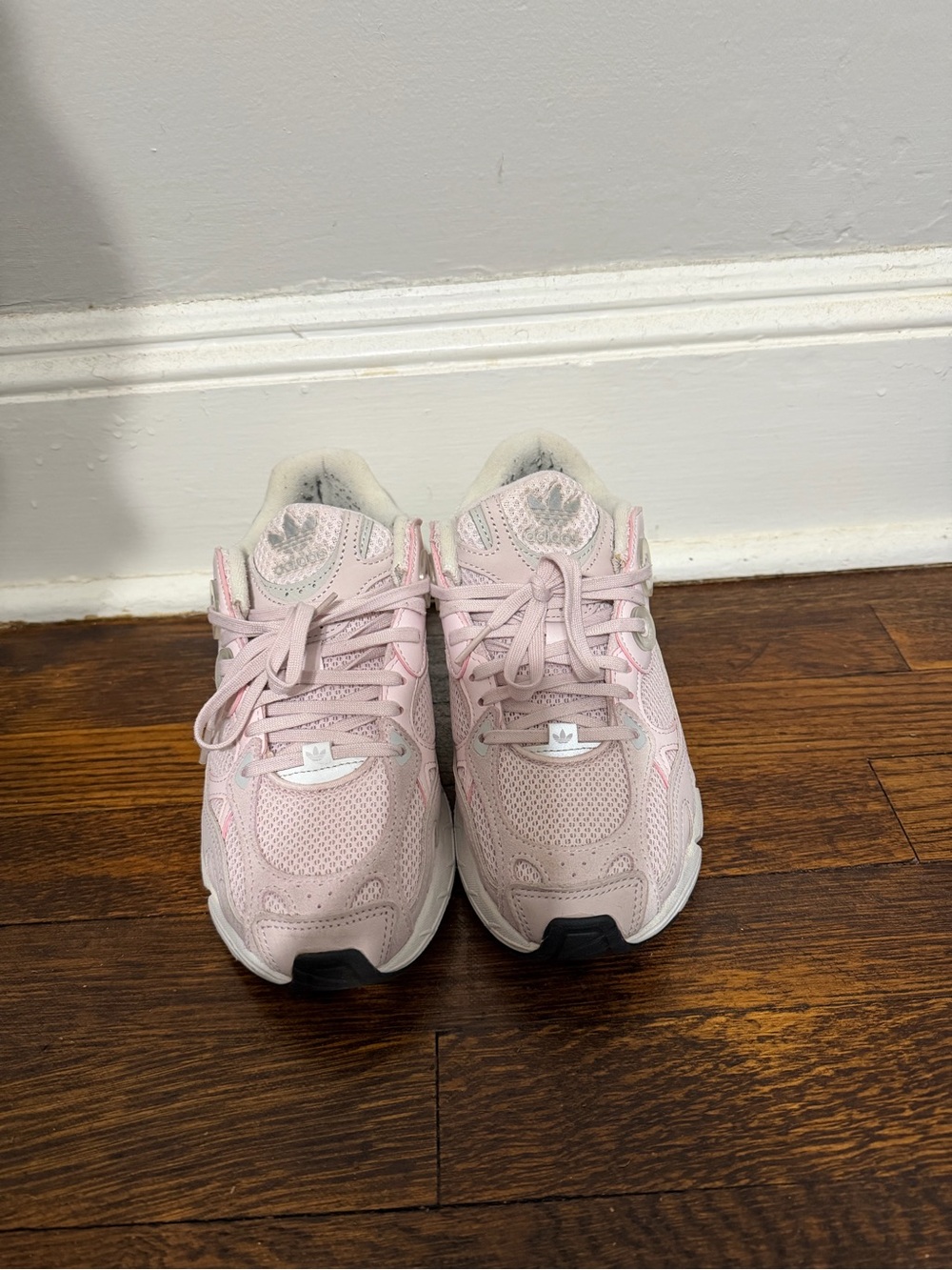 Adidas Astir W Sneakers – Pink Size US 7